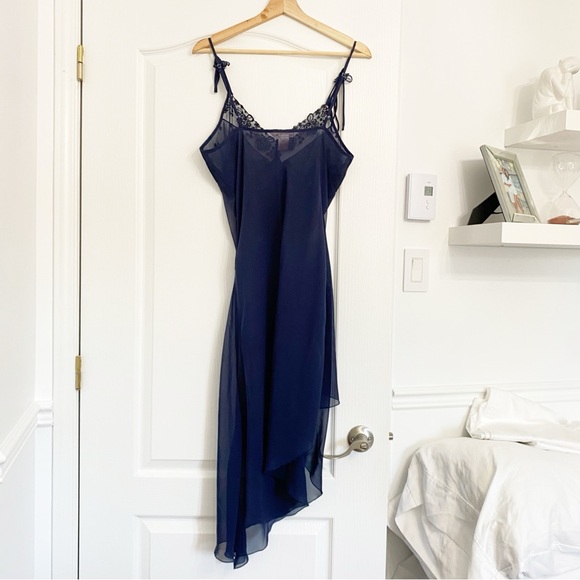 LA VIE EN ROSE | Navy blue lace embellished slip dress - Picture 2 of 6